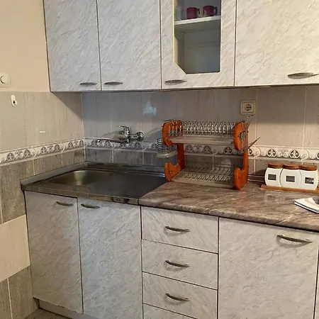 Starcevic Arandelovac Obavestenje Proveriti Raspolozivost Putem Poruke Zbog Ucestalih Laznih Rezervacija