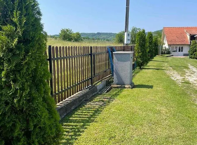 Starcevic Arandelovac Obavestenje Proveriti Raspolozivost Putem Poruke Zbog Ucestalih Laznih Rezervacija Orasac